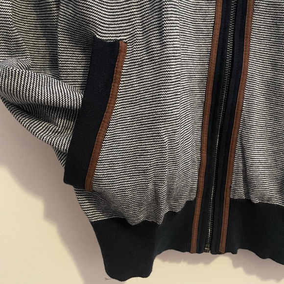 Men’s Extra Large Navy & White Striped Zip-Up Sweater w/Pockets size XL - Picture 3 of 4
